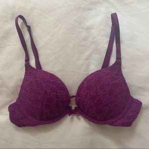 Victoria's Secret purple lace push-up bra (32A)